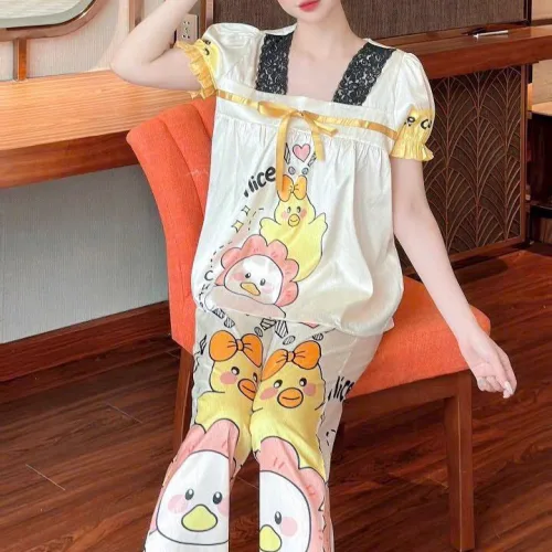 Đồ bộ quần dài áo tay ngắn cổ vuông phối ren hoạ tiết