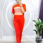 Đồ bộ quần dài áo tay ngắn in chữ trên nền trắng