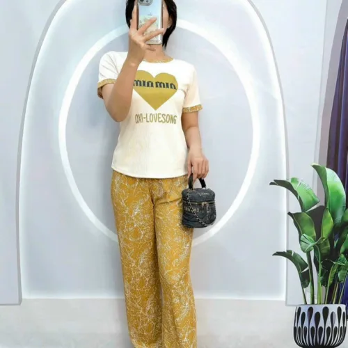 Đồ bộ quần dài áo tay ngắn in hình trái tim trước ngực