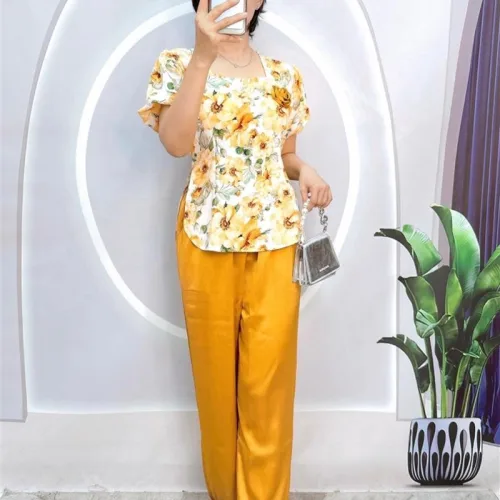 Đồ bộ quần dài áo tay ngắn phồng cồ vuông hoạ tiết