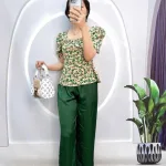 Đồ bộ quần dài áo tay ngắn phồng cổ vuông hoạ tiết