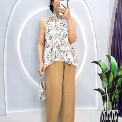 Đồ bộ quần dài áo yếm có cổ hoạ tiết