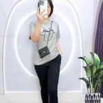 Đồ bộ quần dài đen áo tay ngắn in chữ