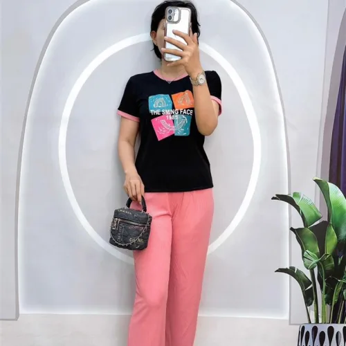 Đồ bộ quần dài màu áo tay ngắn cổ tròn in hình