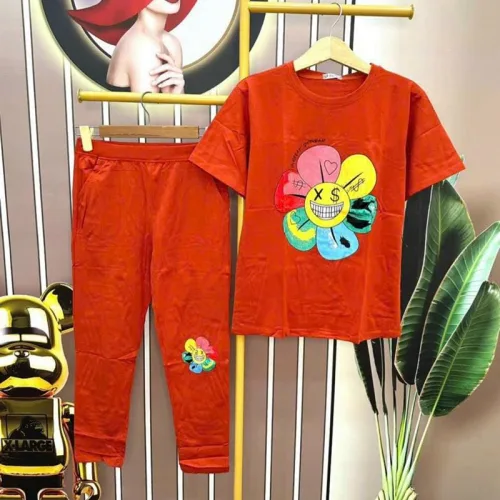 Đồ bộ quần dài màu áo tay ngắn in hình bông hoa