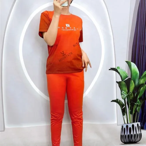 Đồ bộ quần dài ống nhỏ áo tay ngắn in chữ