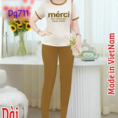 Đồ bộ quần dài ống nhỏ áo tay ngắn in chữ
