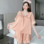 Đồ bộ quần đùi áo cổ v tay ngắn phồng màu trơn