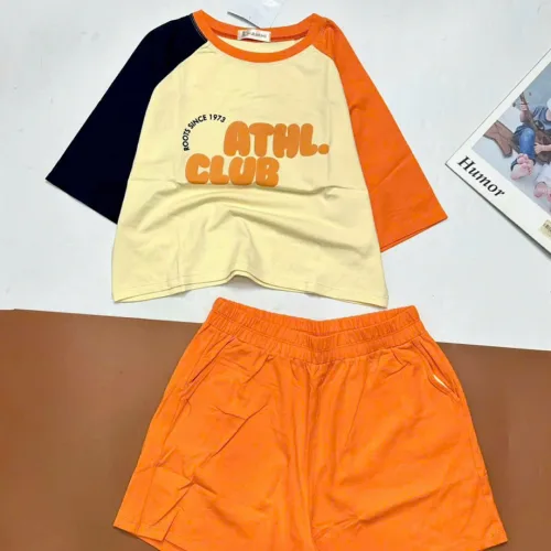 đồ bộ quần đùi áo crop top  tay ngắn in chữ club