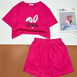 đồ bộ quần đùi áo crop top  tay ngắn in chữ Wait