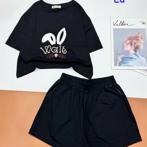 đồ bộ quần đùi áo crop top  tay ngắn in chữ Wait