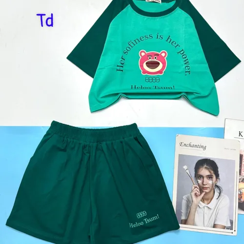 đồ bộ quần đùi áo crop top  tay ngắn in hình gấu