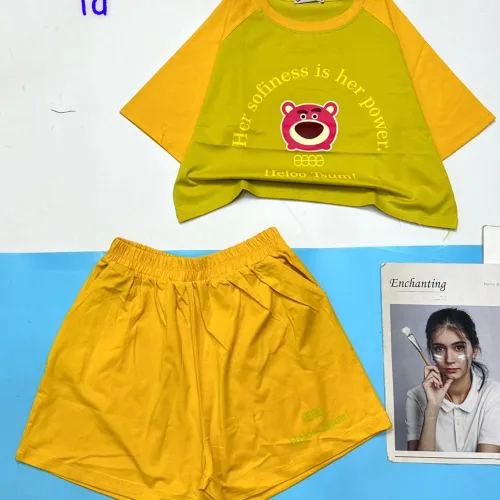 đồ bộ quần đùi áo crop top  tay ngắn in hình gấu