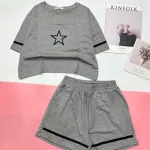đồ bộ quần đùi áo crop top  tay ngắn in hình ngôi sao