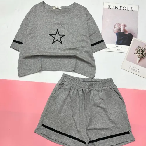 đồ bộ quần đùi áo crop top  tay ngắn in hình ngôi sao