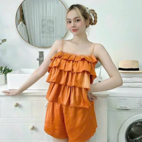 Đồ bộ quần đùi áo dây 4 tầng màu trơn