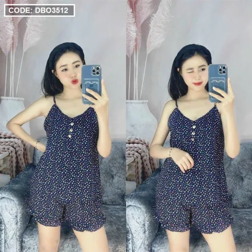 Đồ bộ quần đùi áo dây chấm bi mặc nhà