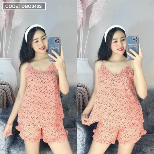 Đồ bộ quần đùi áo dây chấm bi phối nút