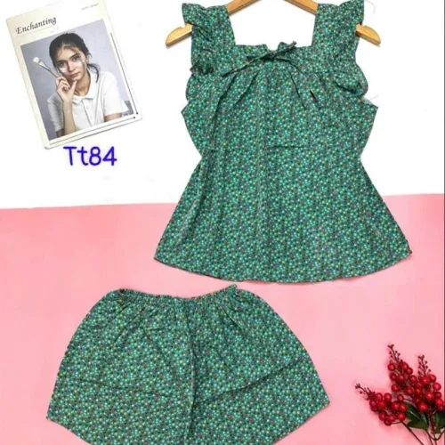 Đồ bộ quần đùi áo dây cổ vuông hoạ tiết
