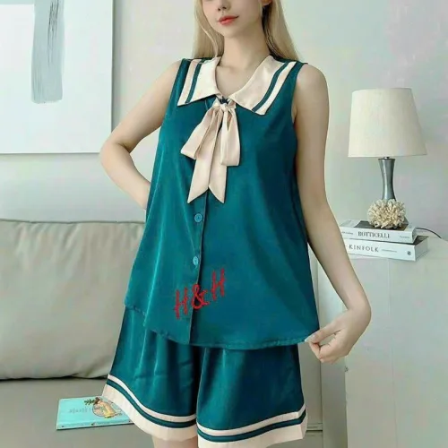 Đồ bộ quần đùi áo sát nách cổ lá sen