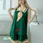 Đồ bộ quần đùi áo sát nách cổ lá sen