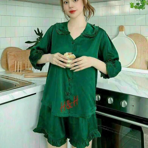 Đồ bộ quần đùi áo tay dài cổ lá sen màu trơn