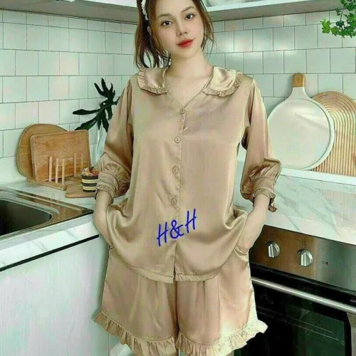Đồ bộ quần đùi áo tay dài cổ sen màu trơn