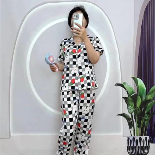 Đồ bộ quần đùi áo tay ngắn cổ bẻ hoạ tiết