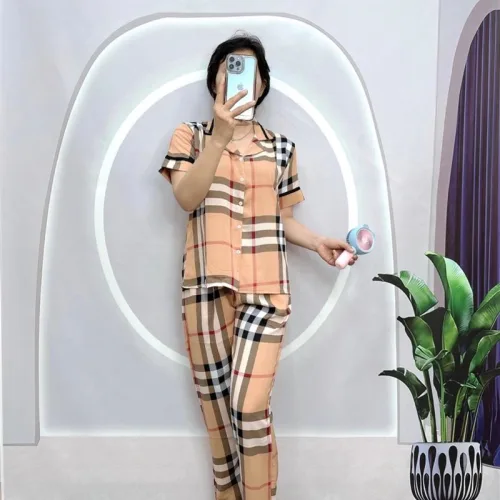 Đồ bộ quần đùi áo tay ngắn cổ bẻ hoạ tiết