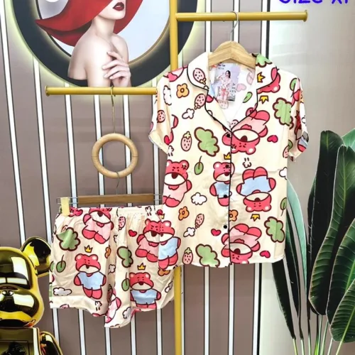Đồ bộ quần đùi áo tay ngắn cổ bẻ hoạ tiết form rộng