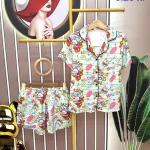 Đồ bộ quần đùi áo tay ngắn cổ bẻ hoạ tiết form rộng