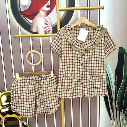 Đồ bộ quần đùi áo tay ngắn cổ lá sen caro