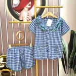 Đồ bộ quần đùi áo tay ngắn cổ sen caro