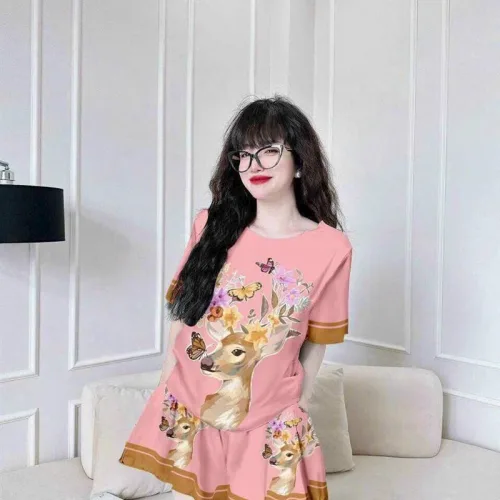 Đồ bộ quần đùi áo tay ngắn cổ tròn hoạ tiết