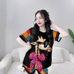 Đồ bộ quần đùi áo tay ngắn cổ tròn hoạ tiết