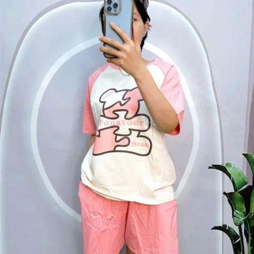 Đồ bộ quần đùi áo tay ngắn cổ tròn in chữ