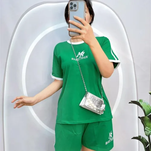 Đồ bộ quần đùi áo tay ngắn cổ tròn in chữ