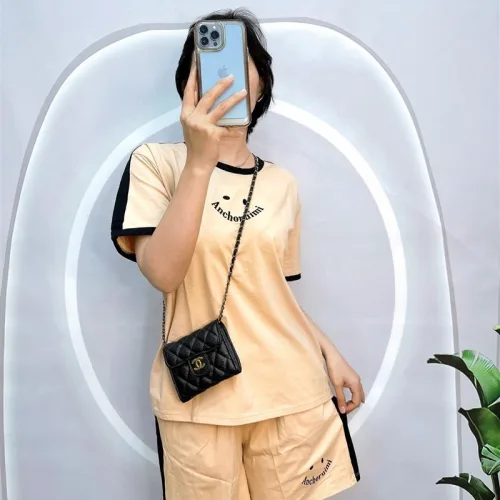 Đồ bộ quần đùi áo tay ngắn cổ tròn in chữ