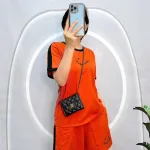 Đồ bộ quần đùi áo tay ngắn cổ tròn in chữ
