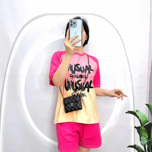 Đồ bộ quần đùi áo tay ngắn cổ tròn in chữ