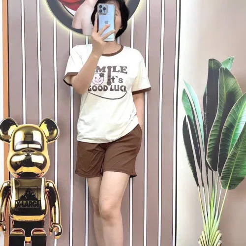 Đồ bộ quần đùi áo tay ngắn cổ tròn in chữ