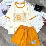Đồ bộ quần đùi áo tay ngắn cổ tròn in chữ B