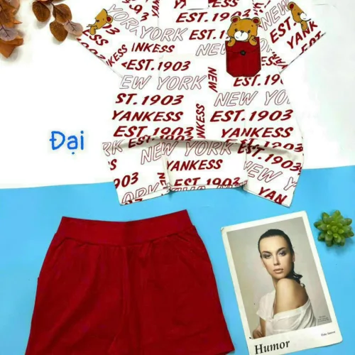 Đồ bộ quần đùi áo tay ngắn cổ tròn in chữ form rộng