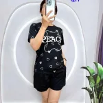 Đồ bộ quần đùi áo tay ngắn cổ tròn in chữ peace