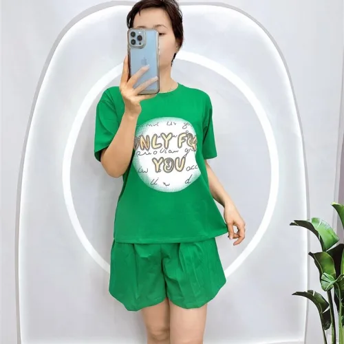 Đồ bộ quần đùi áo tay ngắn cổ tròn in hình