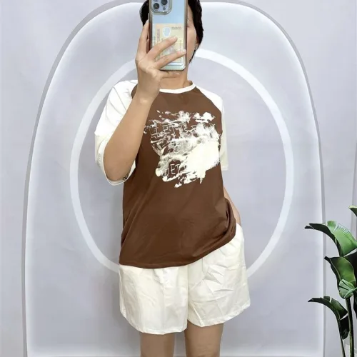 Đồ bộ quần đùi áo tay ngắn cổ tròn in hình