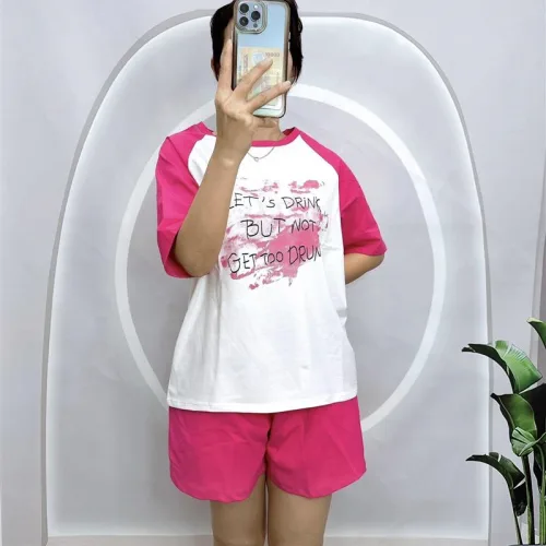 Đồ bộ quần đùi áo tay ngắn cổ tròn in hình