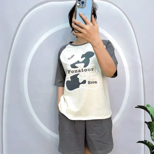 Đồ bộ quần đùi áo tay ngắn cổ tròn in hình