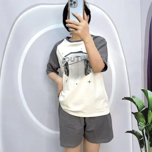 Đồ bộ quần đùi áo tay ngắn cổ tròn in hình