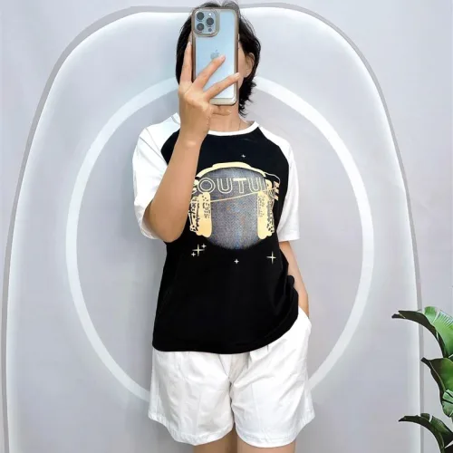 Đồ bộ quần đùi áo tay ngắn cổ tròn in hình